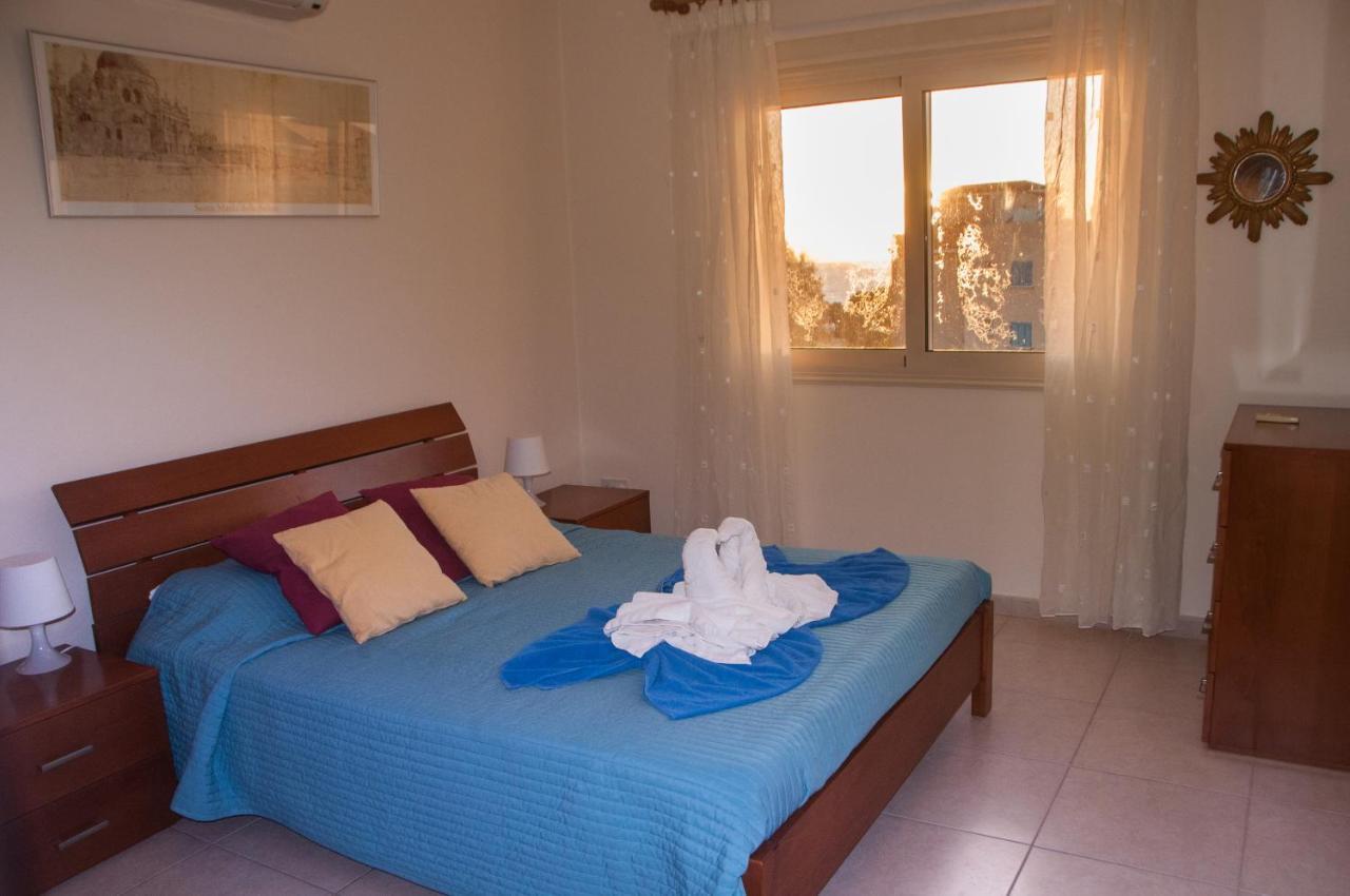 Ifestos Kings Resort Appartment Paphos Esterno foto