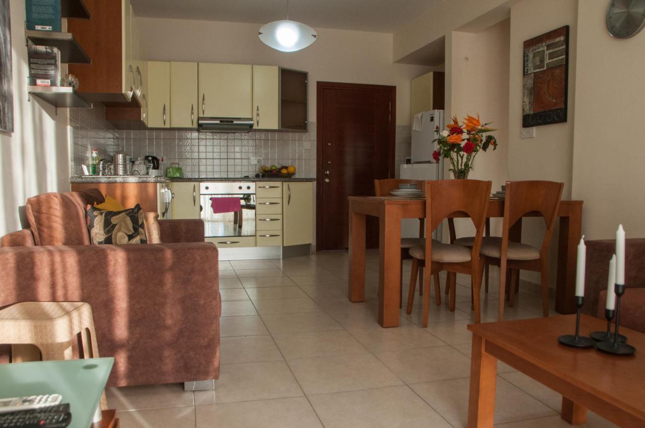 Ifestos Kings Resort Appartment Paphos Esterno foto